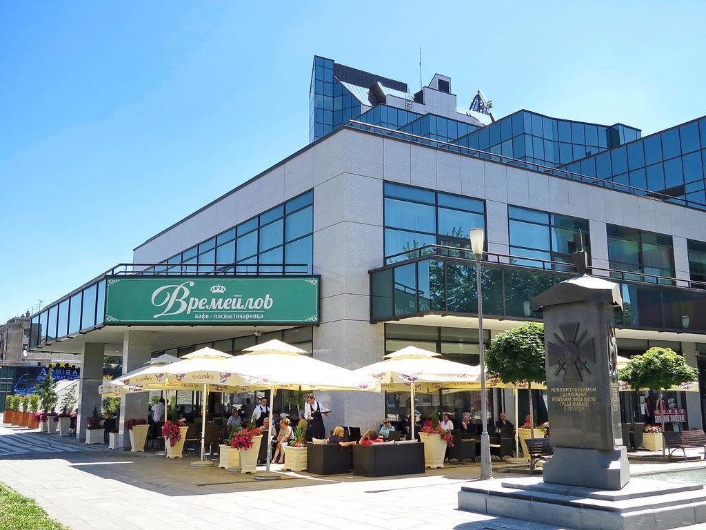 A Hoteli - Hotel Sloboda Šabac Buitenkant foto