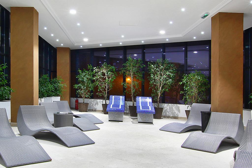 A Hoteli - Hotel Sloboda Šabac Buitenkant foto