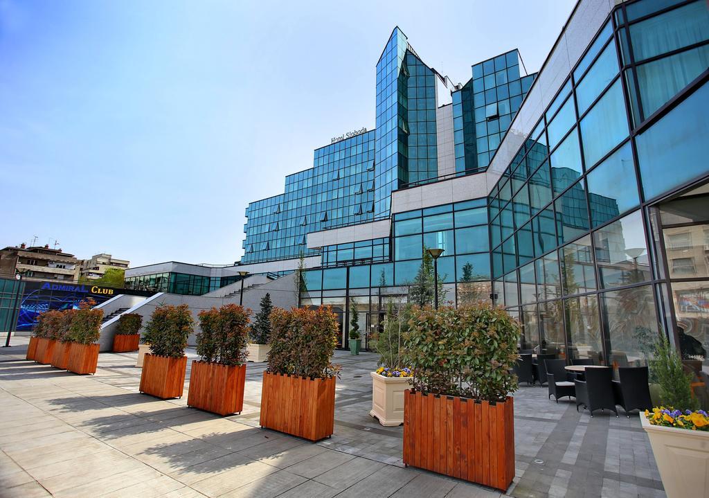 A Hoteli - Hotel Sloboda Šabac Buitenkant foto
