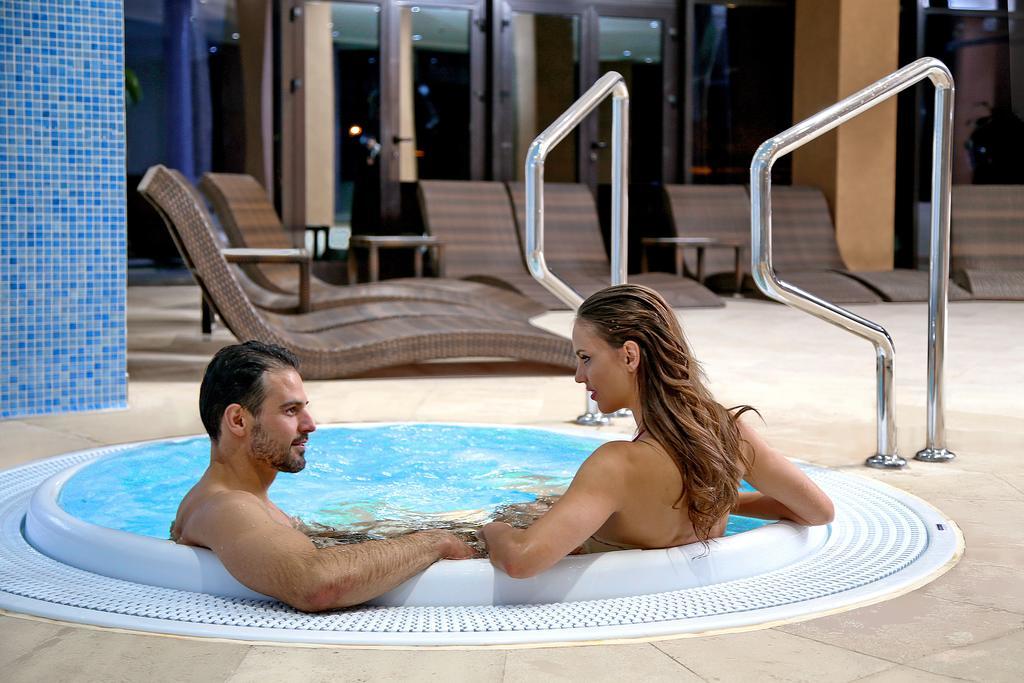 A Hoteli - Hotel Sloboda Šabac Buitenkant foto