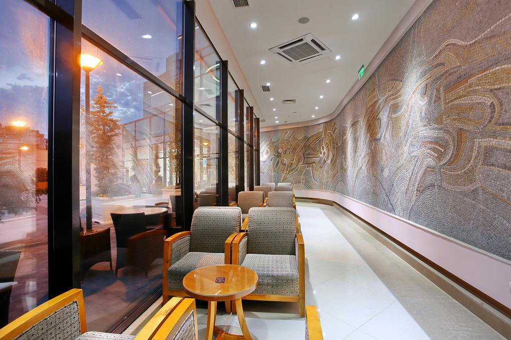 A Hoteli - Hotel Sloboda Šabac Buitenkant foto